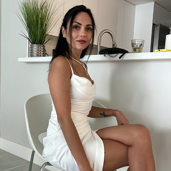 Meet your Posher Viktoriia - Picture 1 of 1